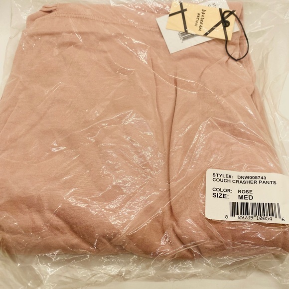 NWT Revolve Daydream Nation Couch Crasher Pants Pink Medium, Large &  X-Large - Picture 7 of 9